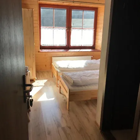 Stara Skola Apartment Nizna Boca