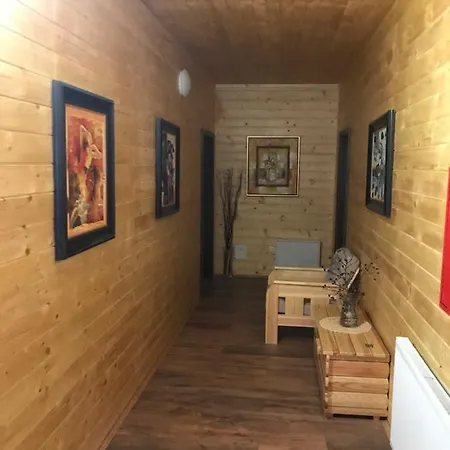 Stara Skola Nizna Boca