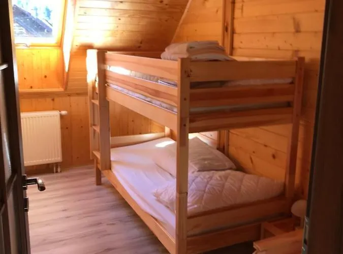 Stara Skola * Nizna Boca